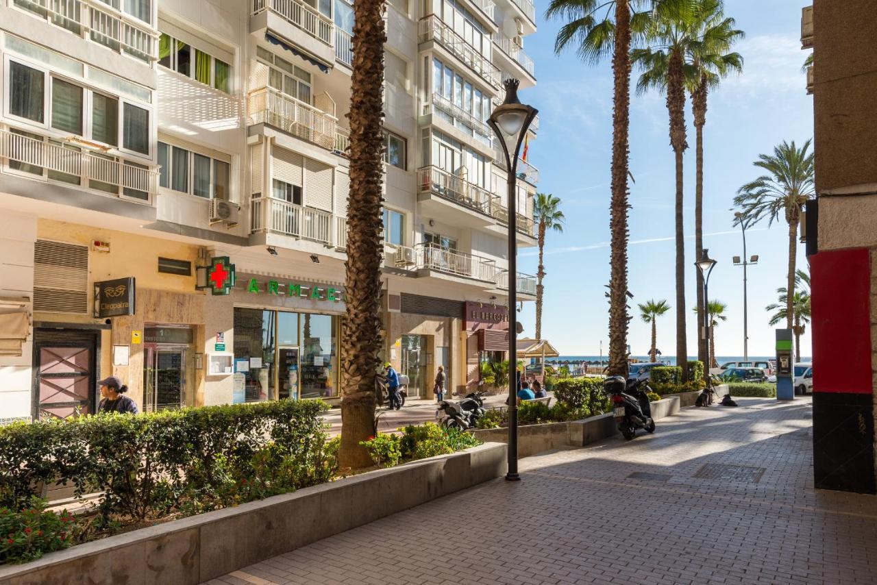 Appartamento Mp6-Cathedral Views Apt Right On The Beach Málaga Esterno foto