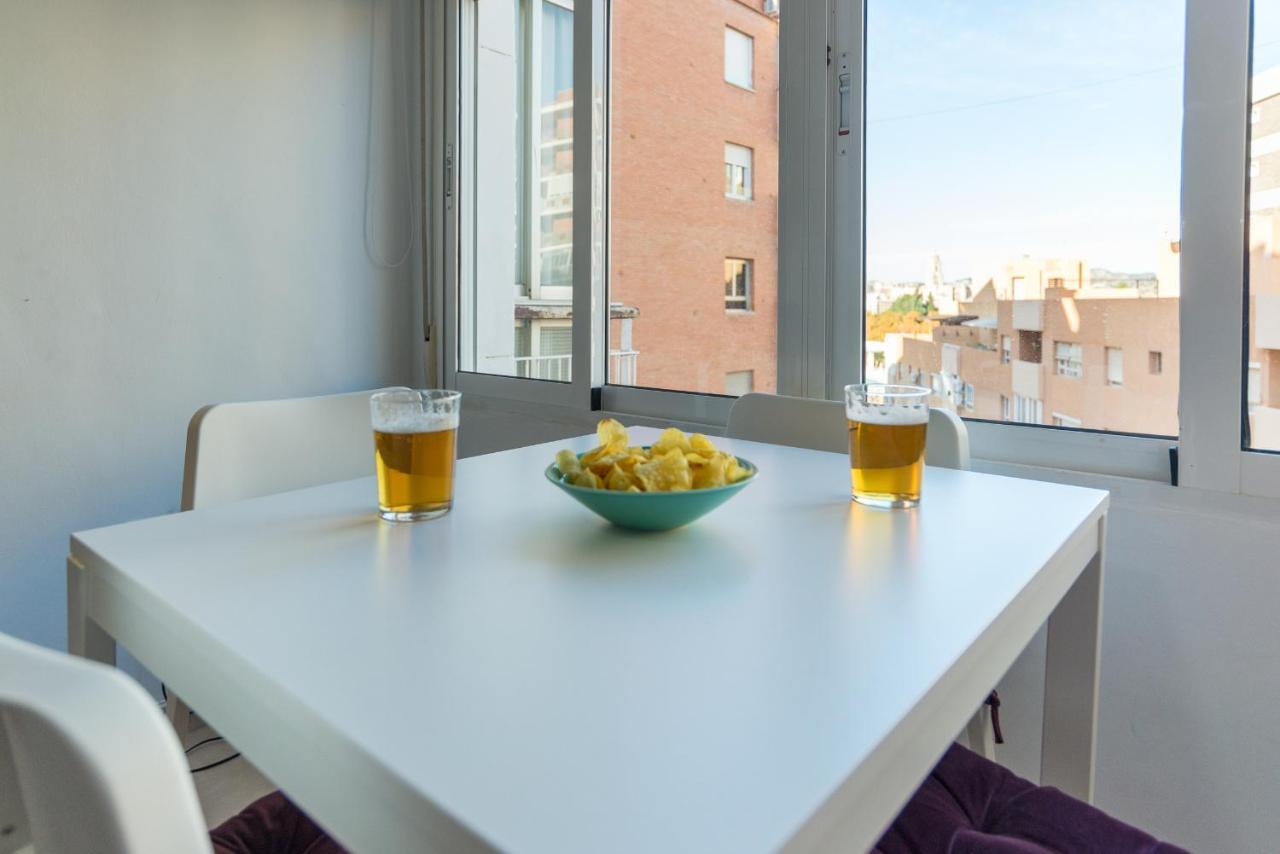 Appartamento Mp6-Cathedral Views Apt Right On The Beach Málaga Esterno foto