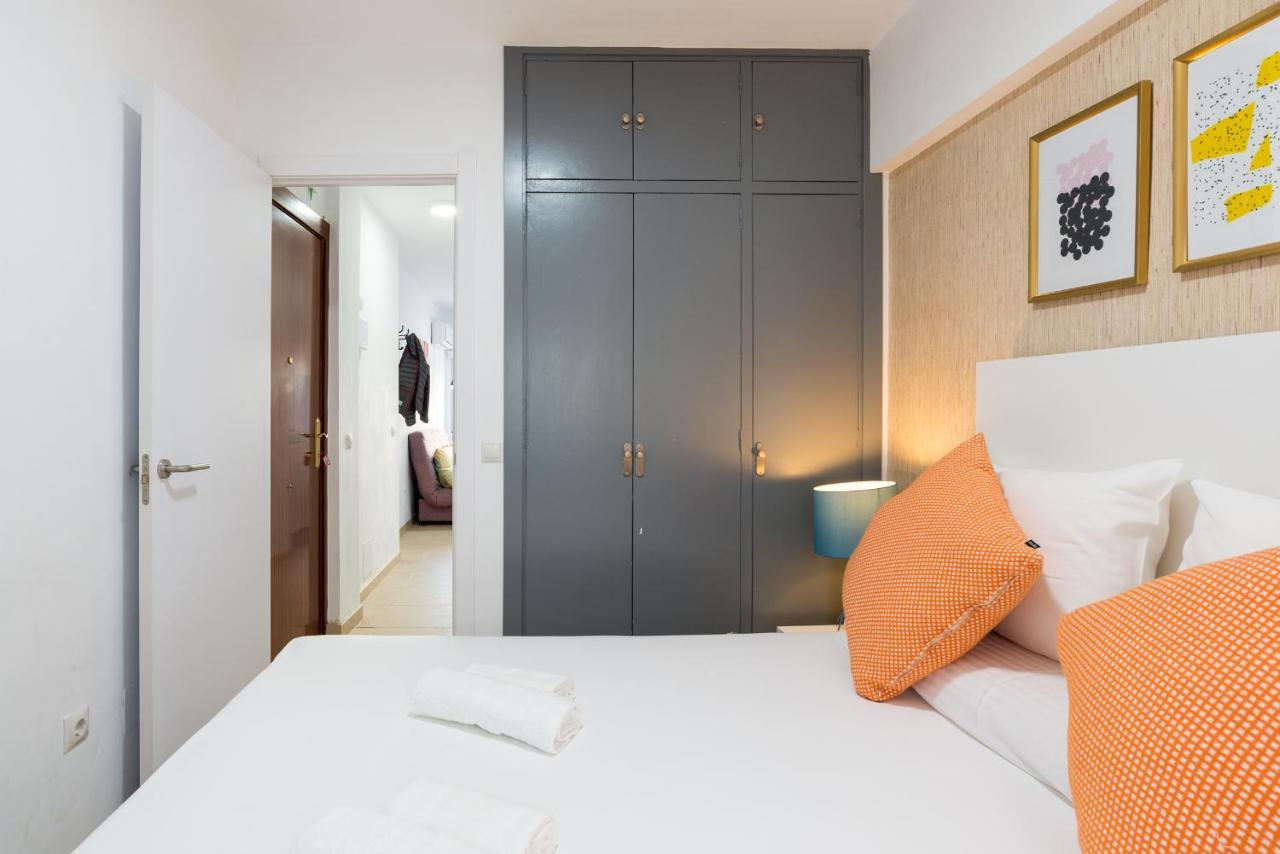 Appartamento Mp6-Cathedral Views Apt Right On The Beach Málaga Esterno foto